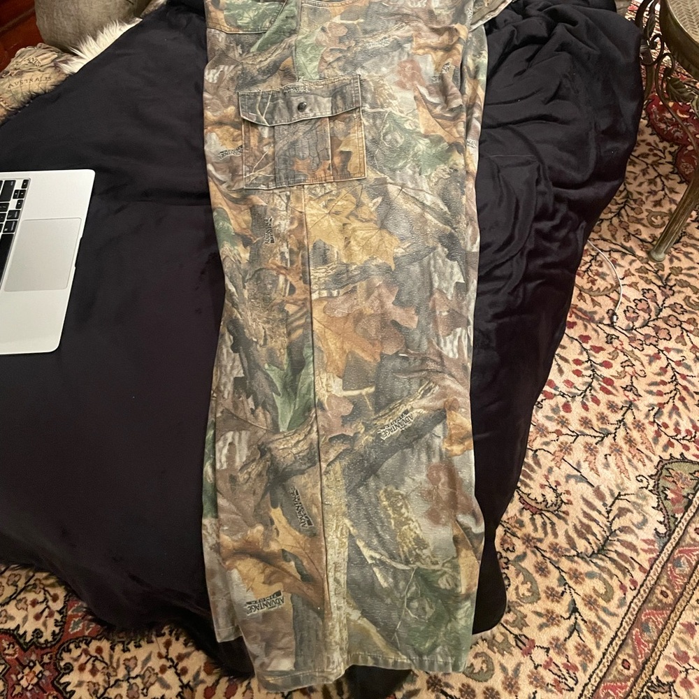Camouflage hunting Pants - Picture 2 of 6